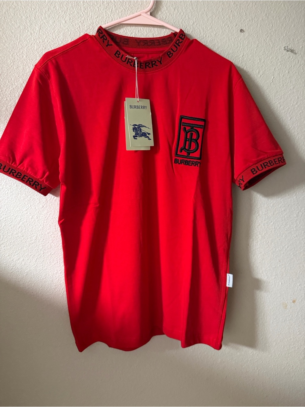 Burberry Red Short-Sleeve Logo Trim Men’s Tee - Picture 4 of 6